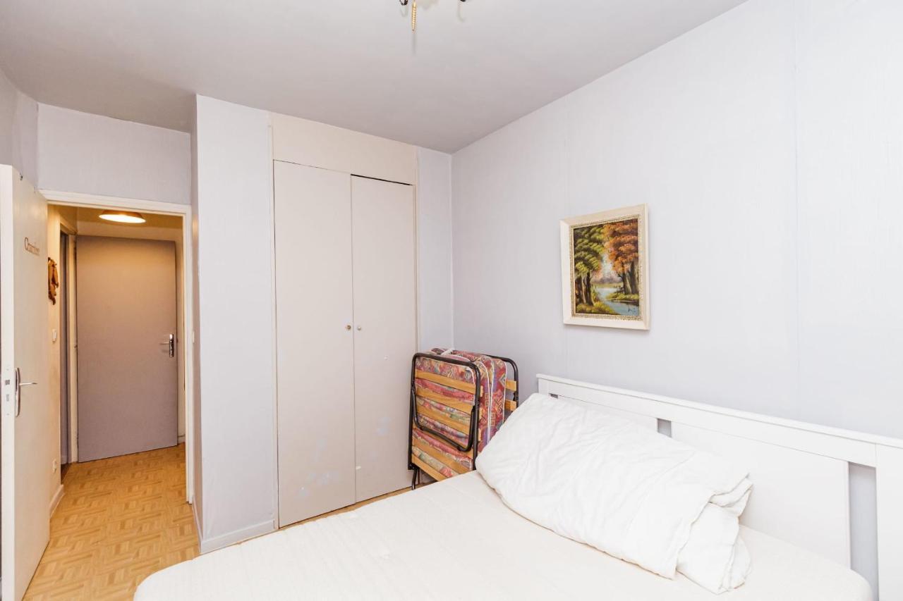 Charming 40m In The Heart Of Paris