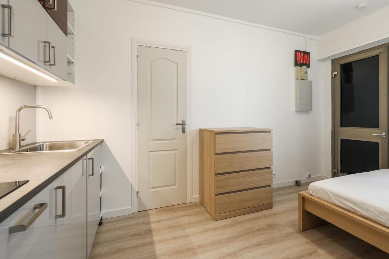 Apartment Modern Studio In The Heart Of - Welkeys