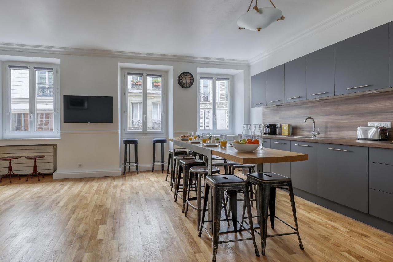 Superb Large And New 4bds Flat - Heart Of 10 Apartment