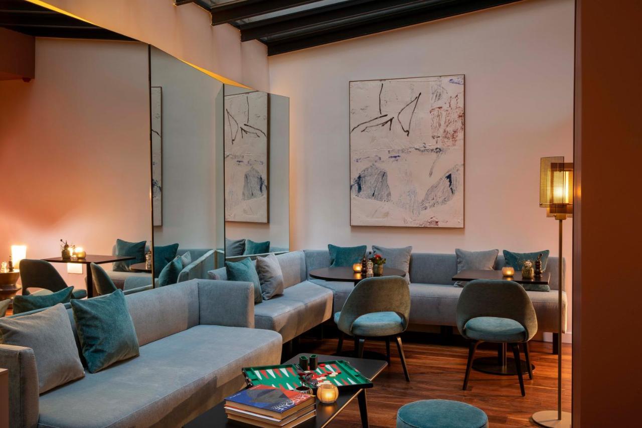 De Nell Hotel