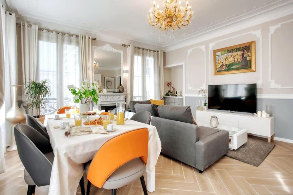 Apartment Elegant 120m2 3ch Quartier Romantique Centre Paris