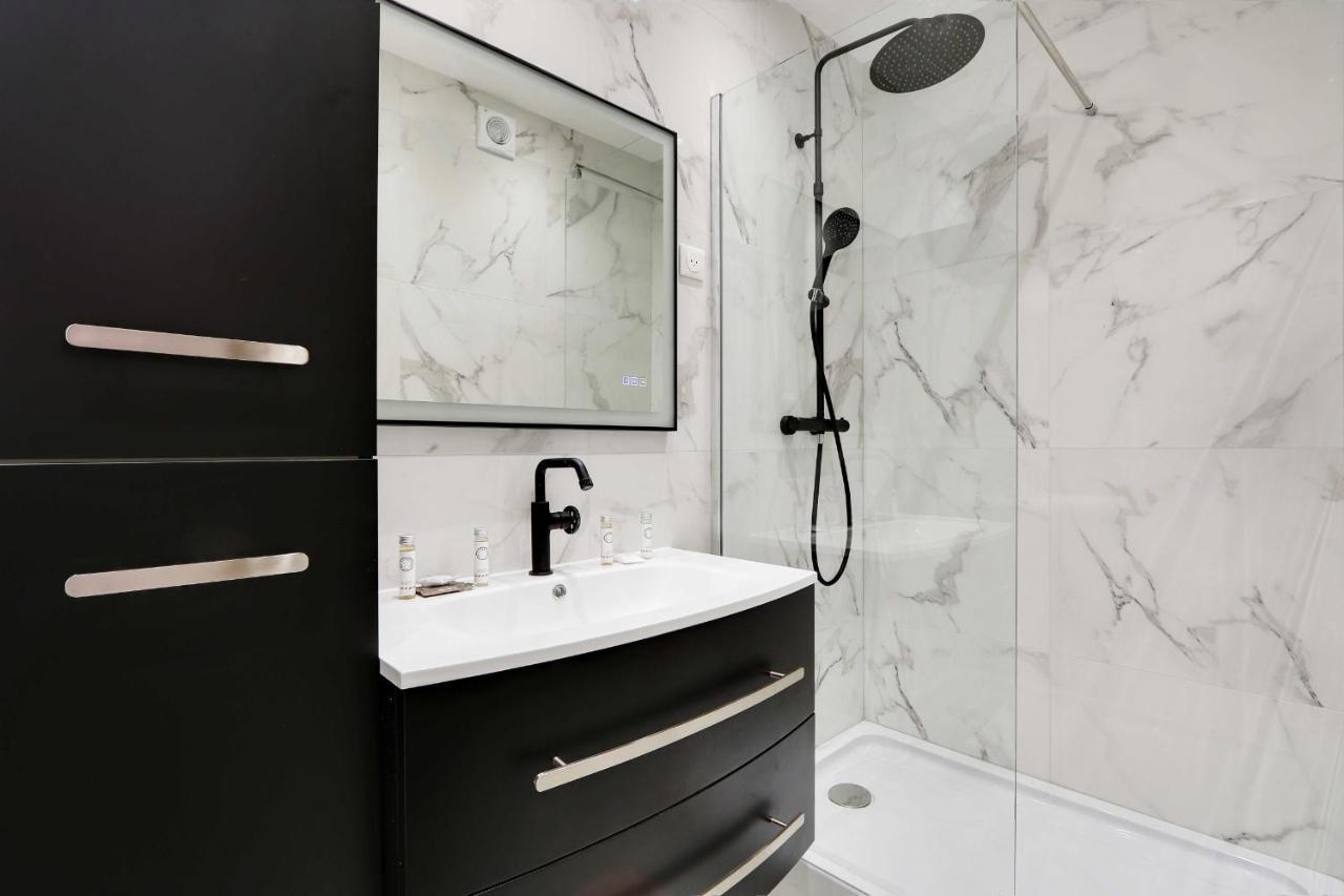 Charming Appart 2p1br Le Marais Republique Apartment