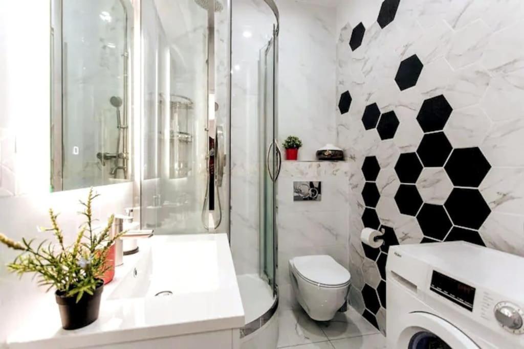 Elegant 120m2 3ch Quartier Romantique Centre * Paris