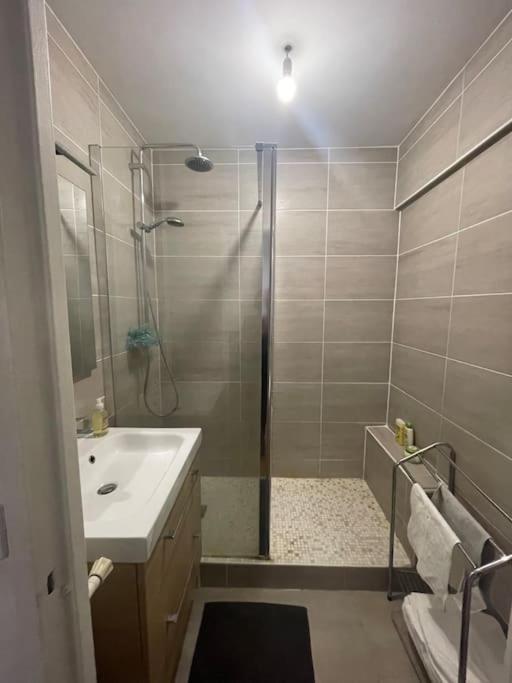 2 Pieces Centre Appartement Paris