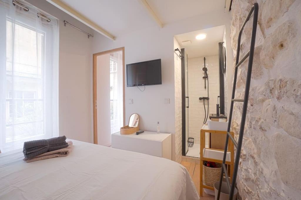 Apartment De Charme - Batignoles - 17eme *