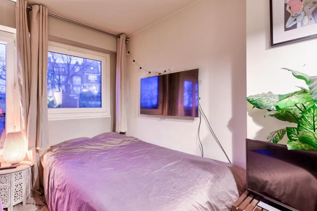 Cozy For 2 Located In 19 Appartement