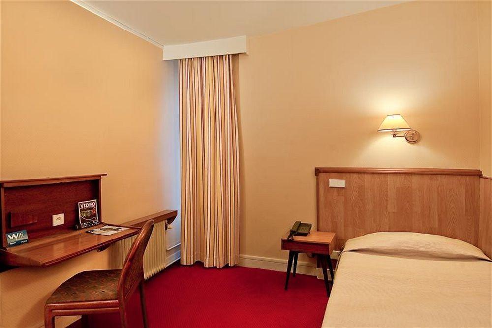 L'ouest Hotel