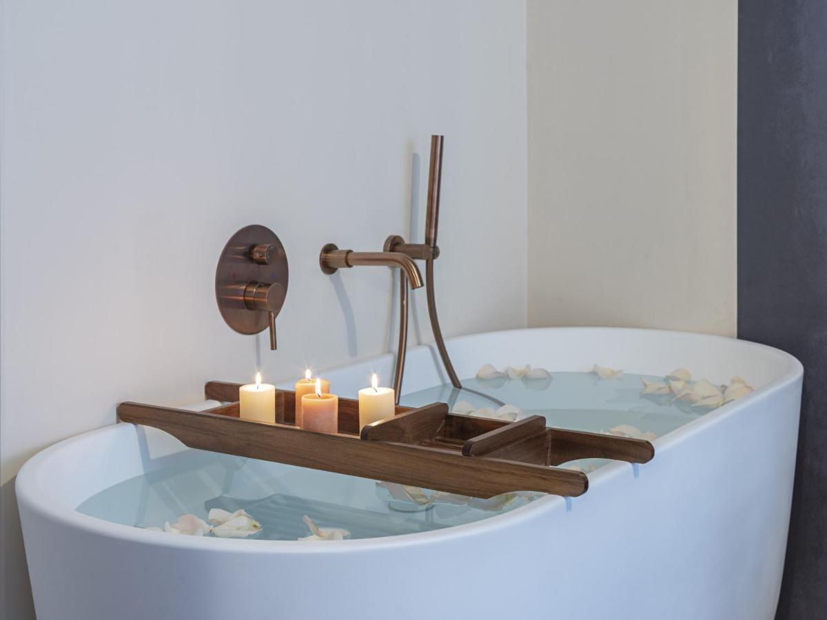 The Blue On Champs Elysees Avenue Apartment Paris