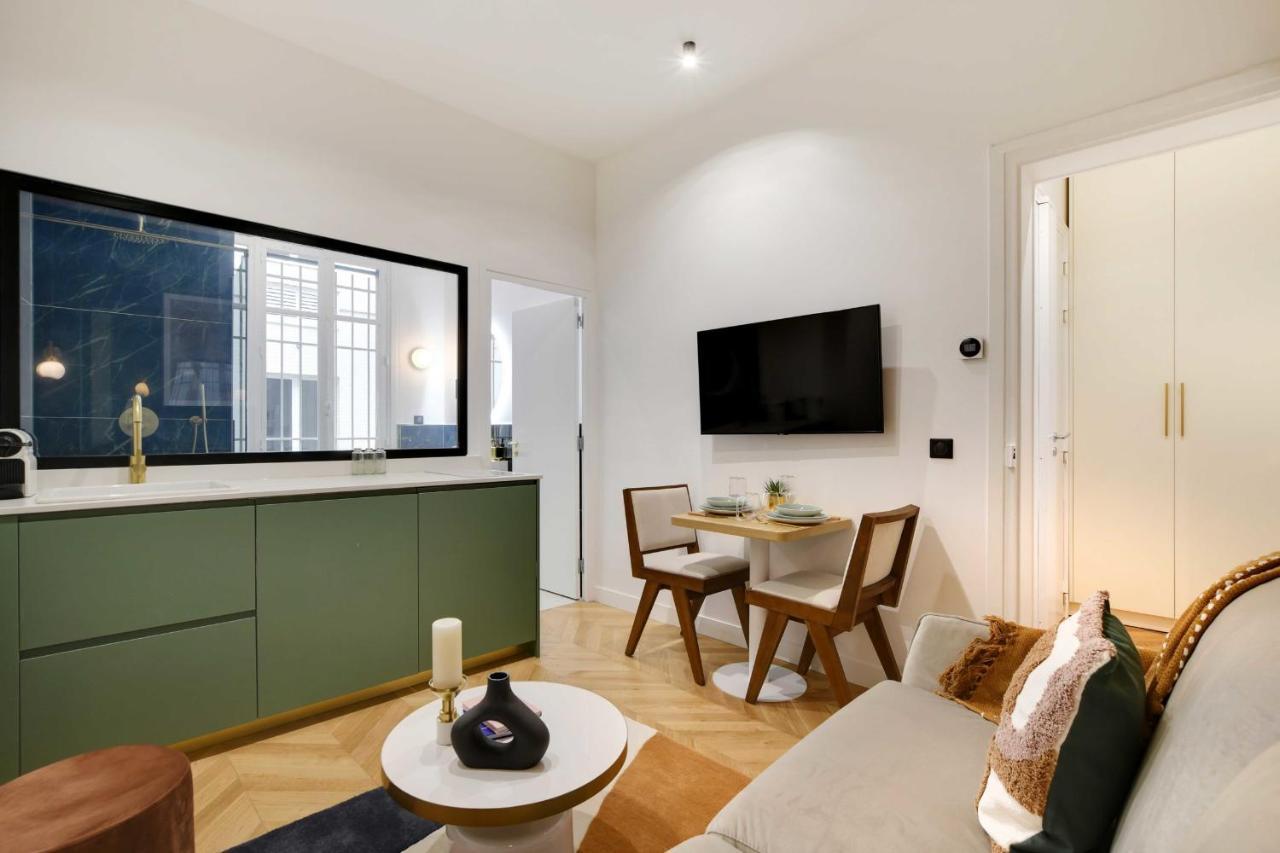 Appartement Chic - 1br-4p - Facing The Louvre Paris