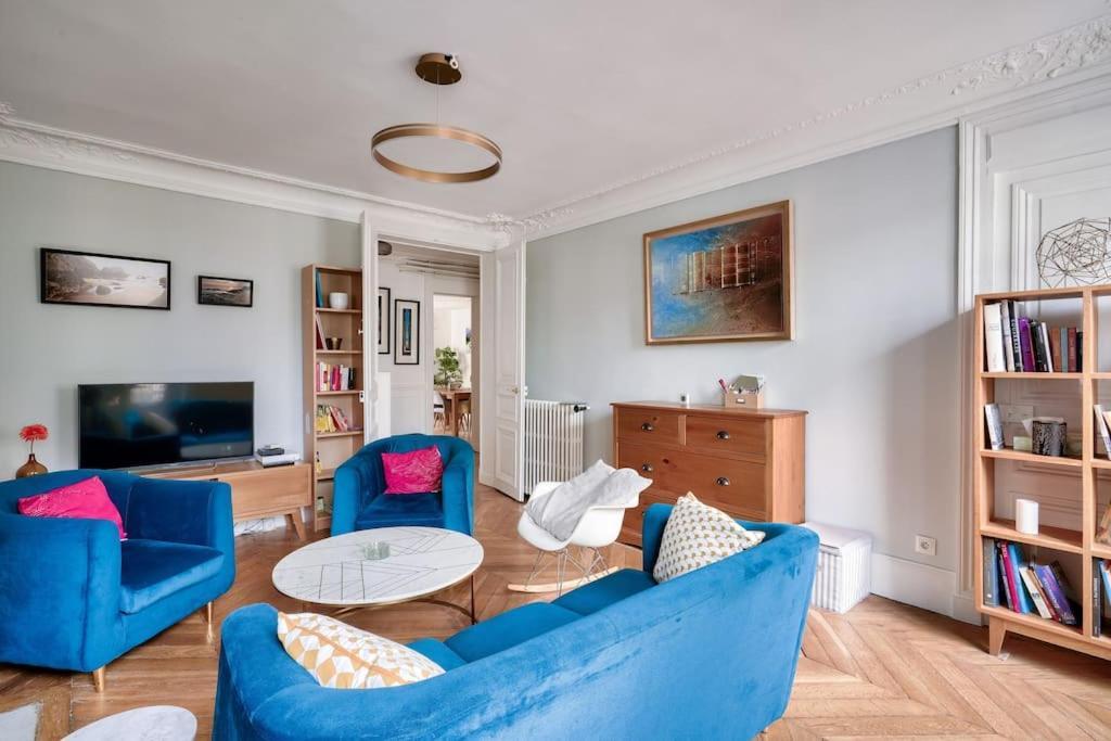 Appartement Superbe A 2 Min A Pied De La Station De Metro