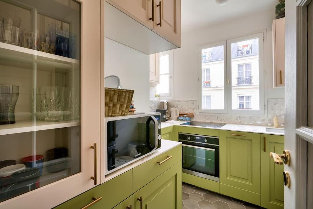 Appartement Superbe A 2 Min A Pied De La Station De Metro *