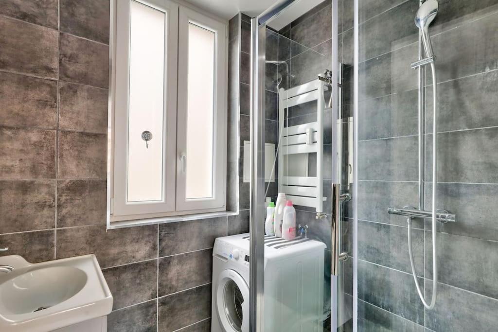 Appartement Renovated Modern 1 Bedroom Porte Maillot Paris