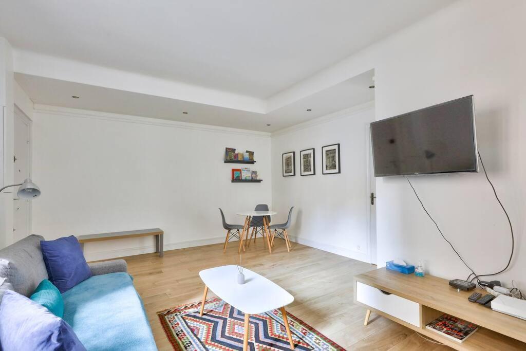 Appartement Renovated Modern 1 Bedroom Porte Maillot