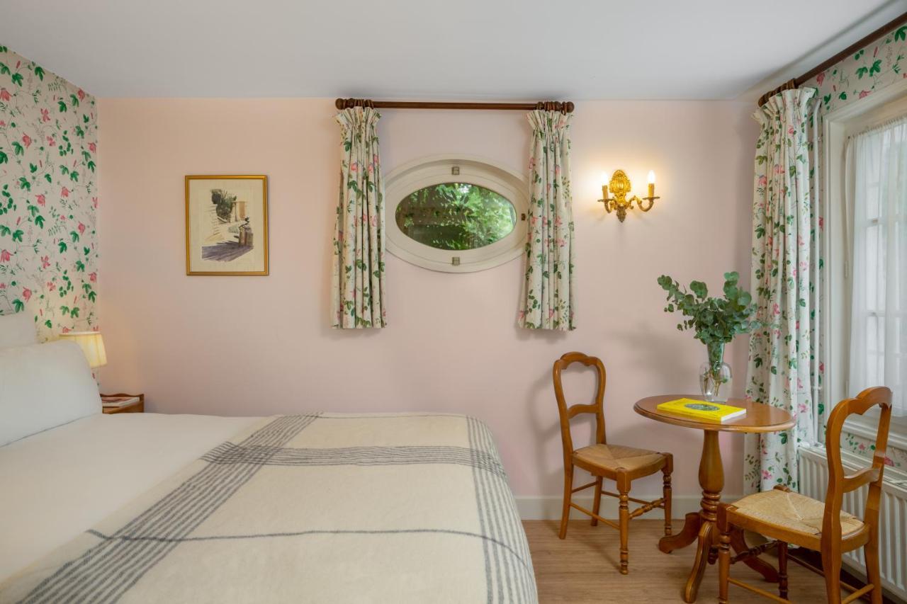 Hotel Des Grandes Ecoles 3*