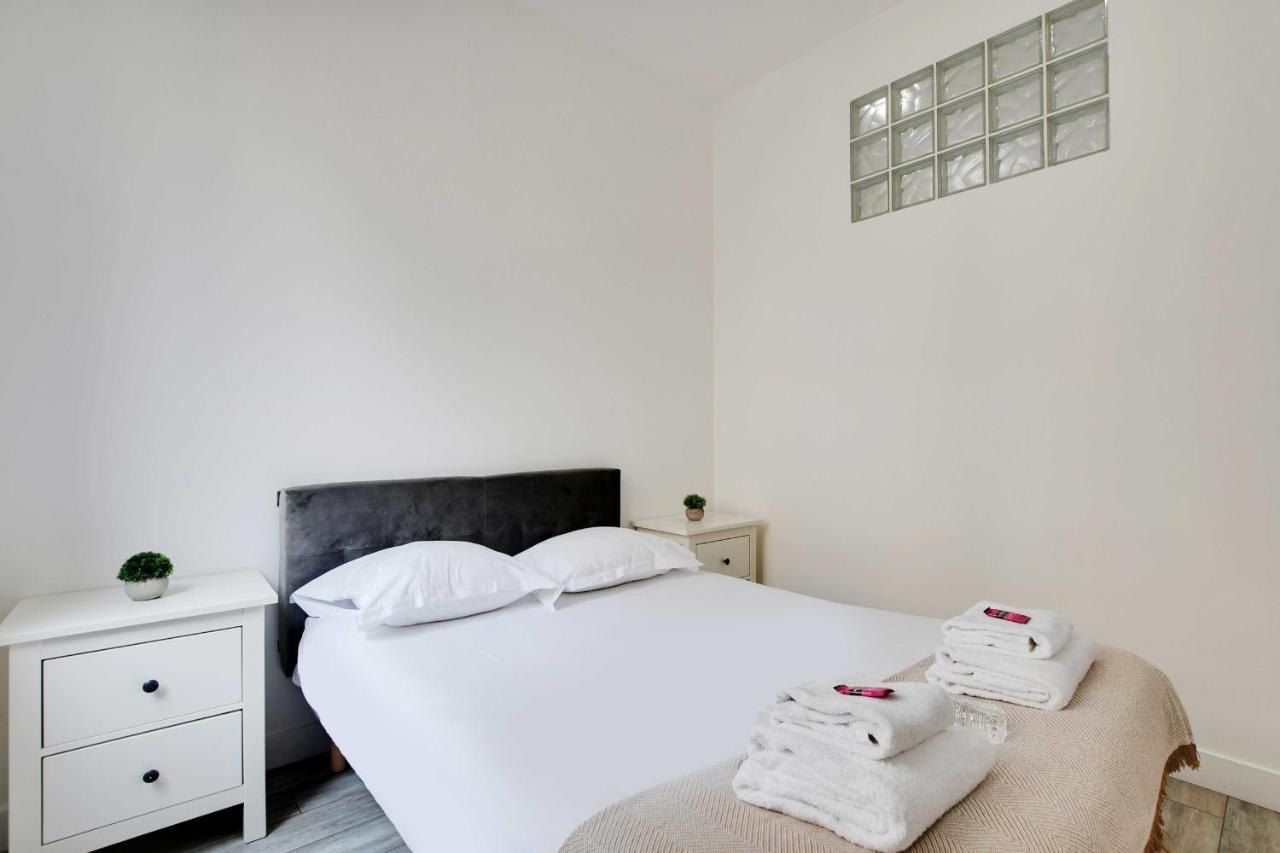 Trois Pieces Au Coeur Du Marais Appartement