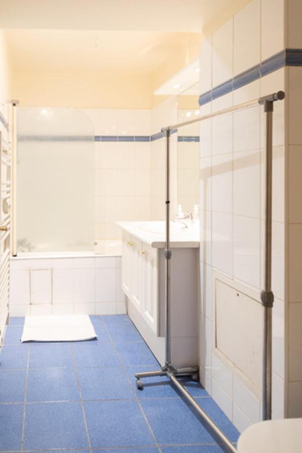 Charming 36m With Terrace In The Heart Of Appartement