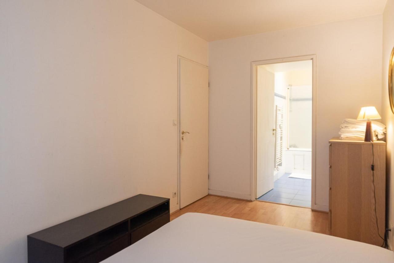 Apartment Charming 36m With Terrace In The Heart Of Paris