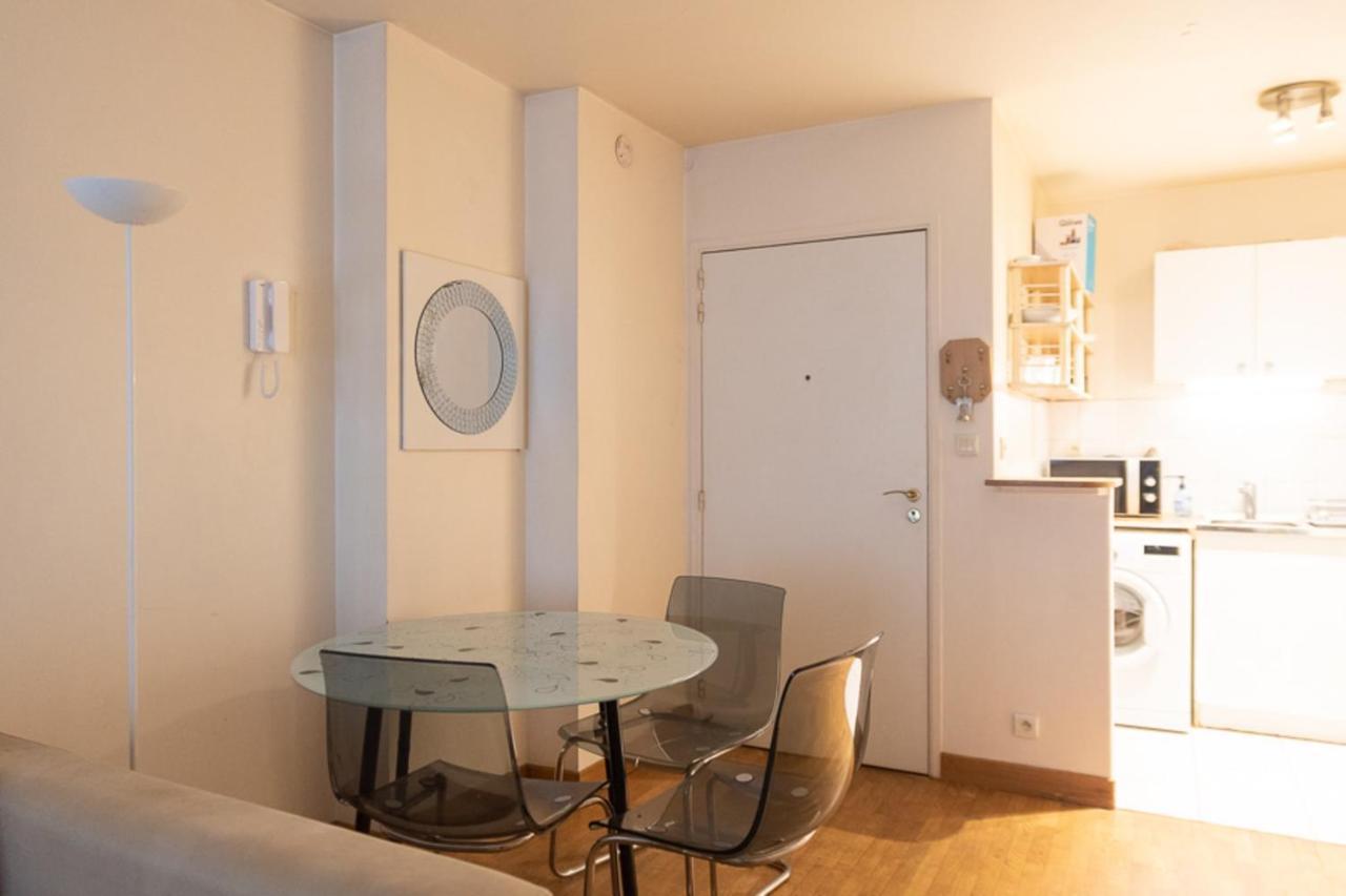 Apartment Charming 36m With Terrace In The Heart Of Paris