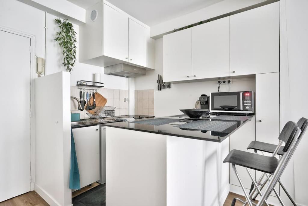 1 Bedroom Flat 10 Min From Place De La Bastille Apartment Paris
