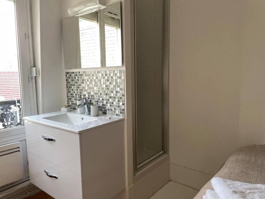 Studio Contemporain Dans 12eme Arrondissement Apartment