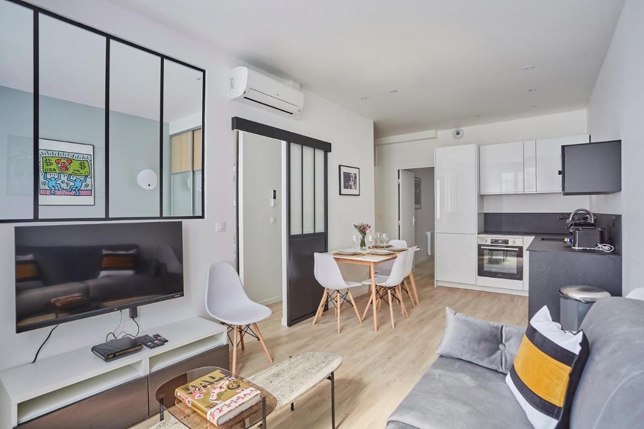 Center Of By Prestige Apartment