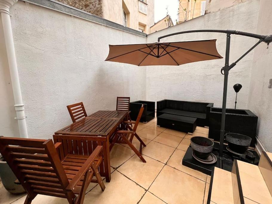 Apartment Balcon Champs-elysees - Hala Paris