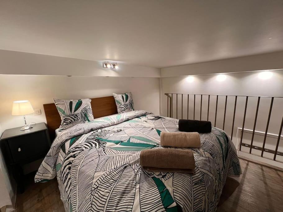 Balcon Champs-elysees - Hala Apartment Paris