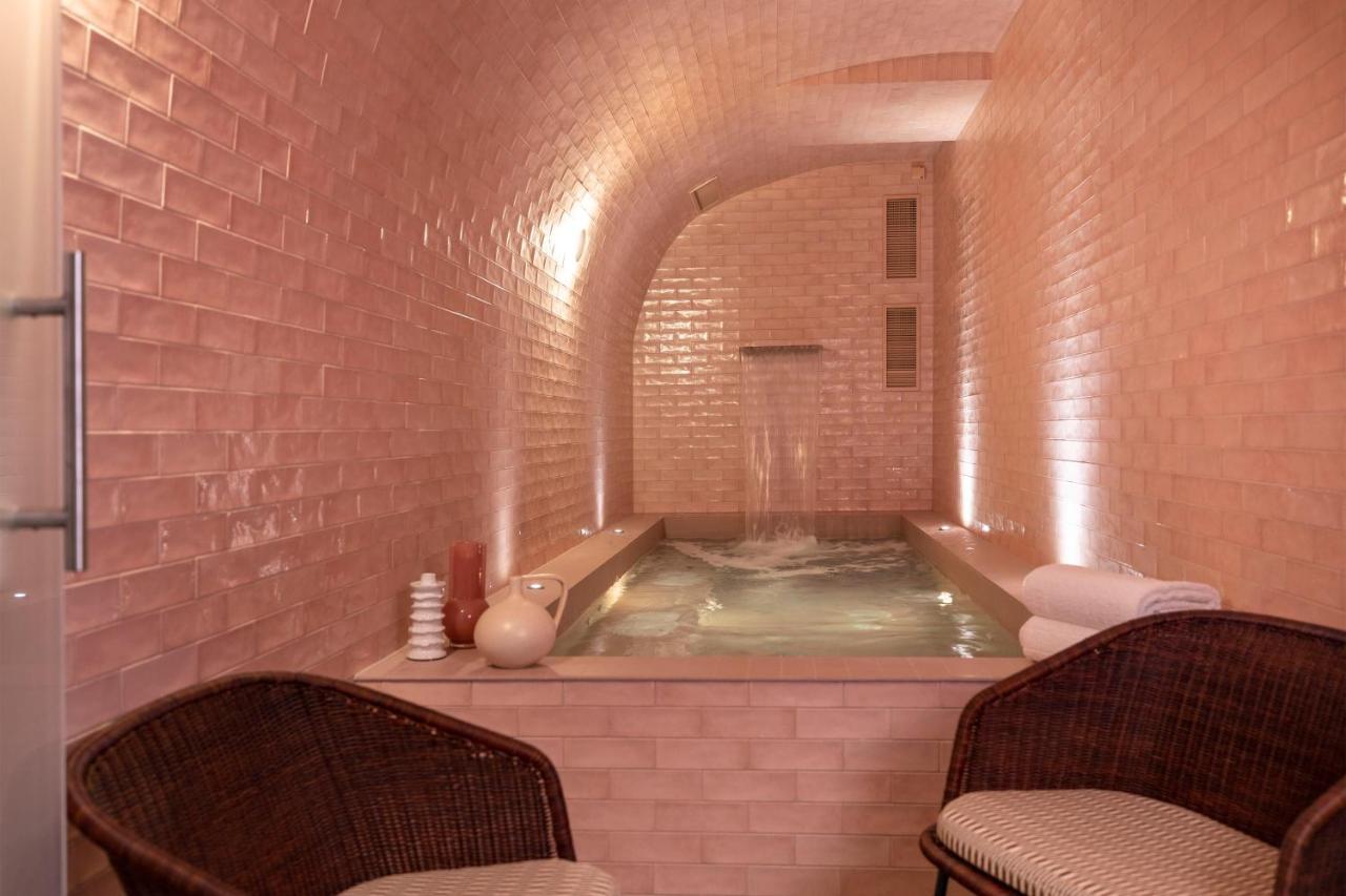 Beaumarchais 4*