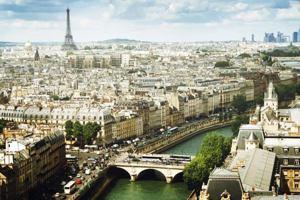 Appartement Superbe Avec Balcon Au Coeur De Montorgueil