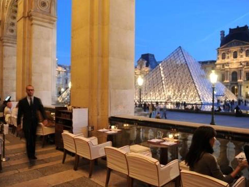 Du Louvre