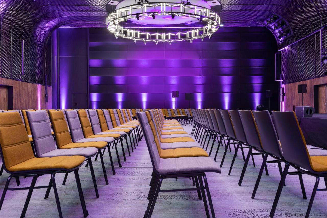 Pullman Montparnasse Hotel 4*