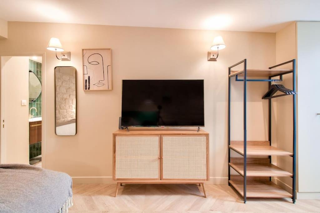 Apartment Cozy Heart Of Montmartre & Historic *