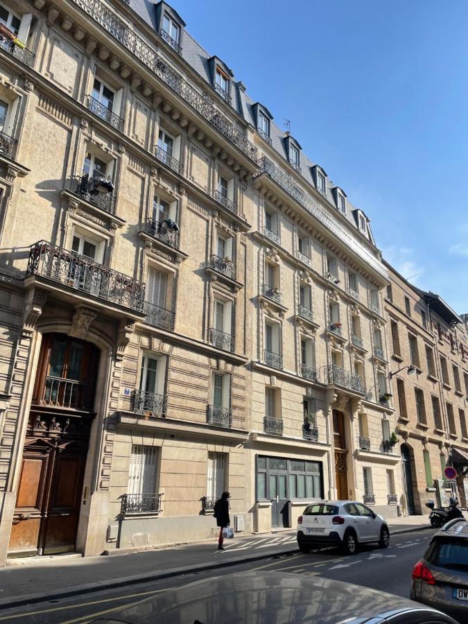 Apartment Joli Haussmannien 1900 Belle Epoque Paris