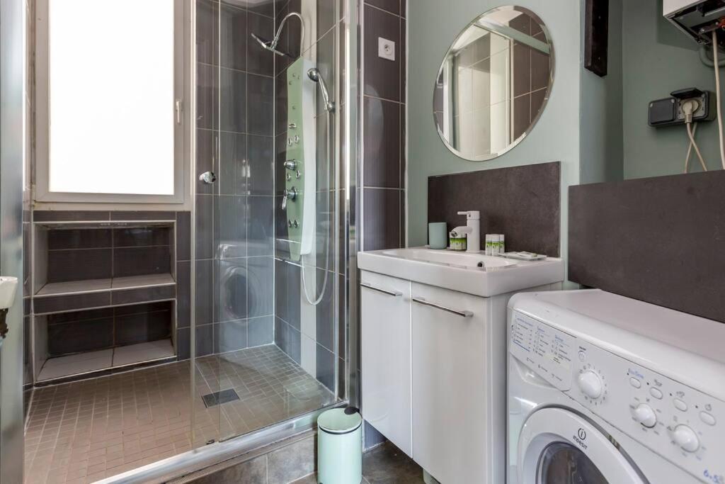 Elegant, Cosy In Heart Of ! Paris