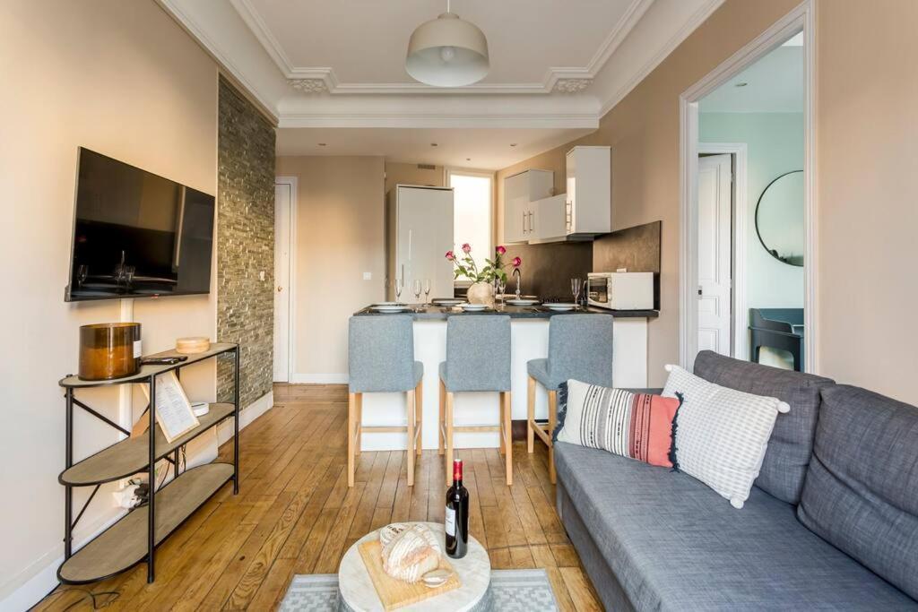 Elegant, Cosy In Heart Of ! * Paris