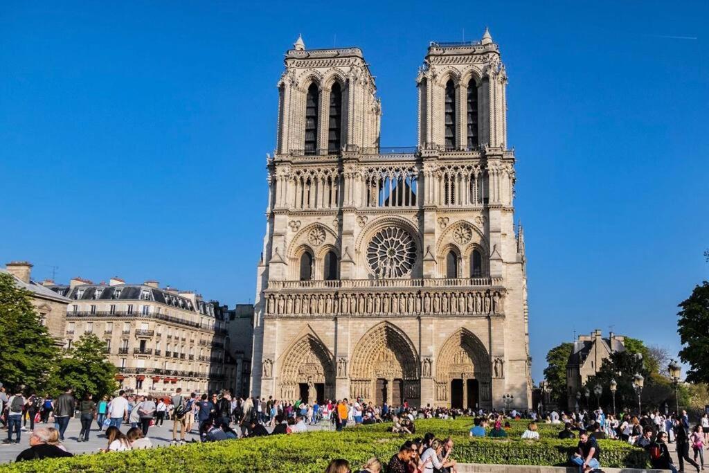 Elegant, Cosy In Heart Of ! Paris