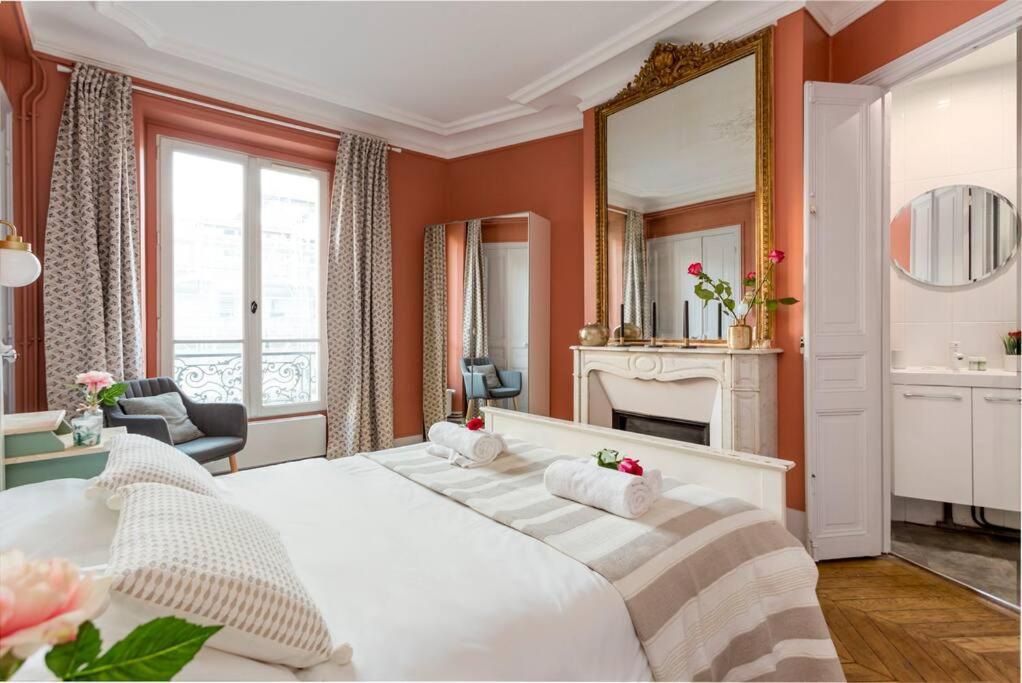 Apartment Elegant, Cosy In Heart Of ! Paris