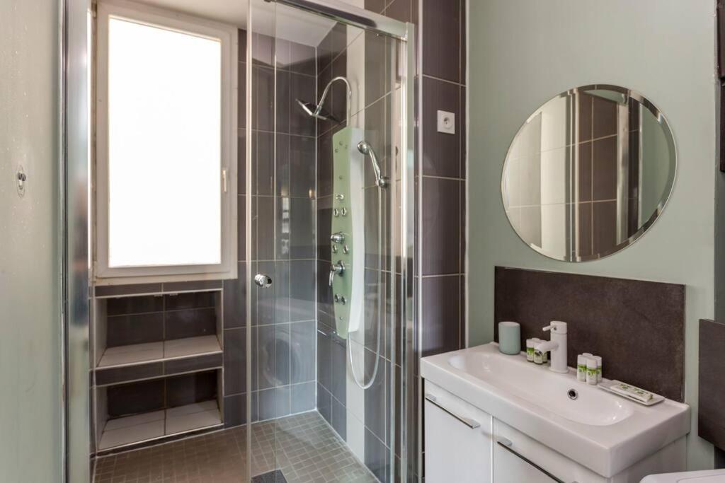 Elegant, Cosy In Heart Of ! Apartment Paris