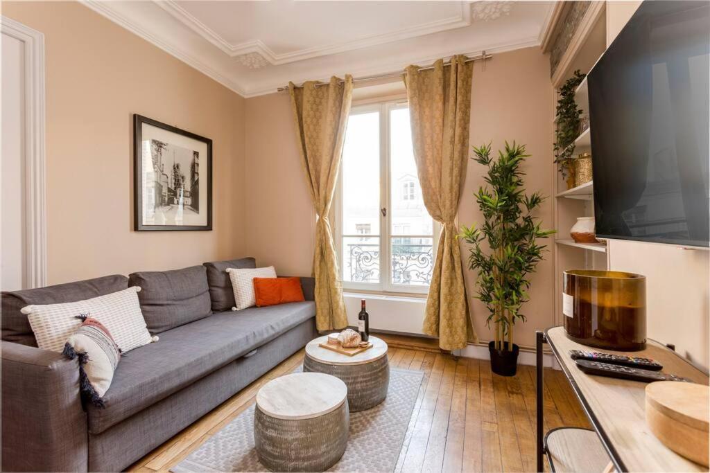 Elegant, Cosy In Heart Of ! Apartment Paris