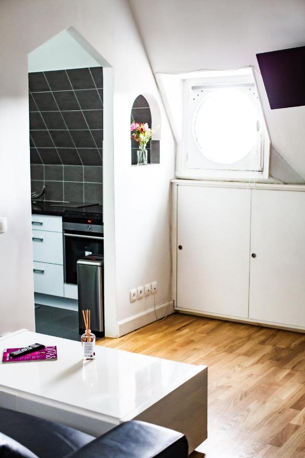 Studio Ideal Champs-elysees Apartment Paris