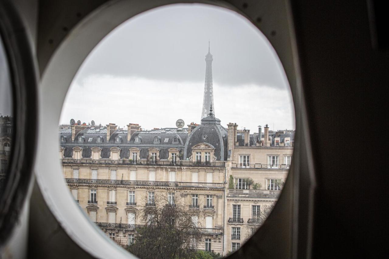 Studio Ideal Champs-elysees