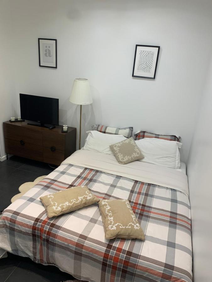 - 18 Appartement