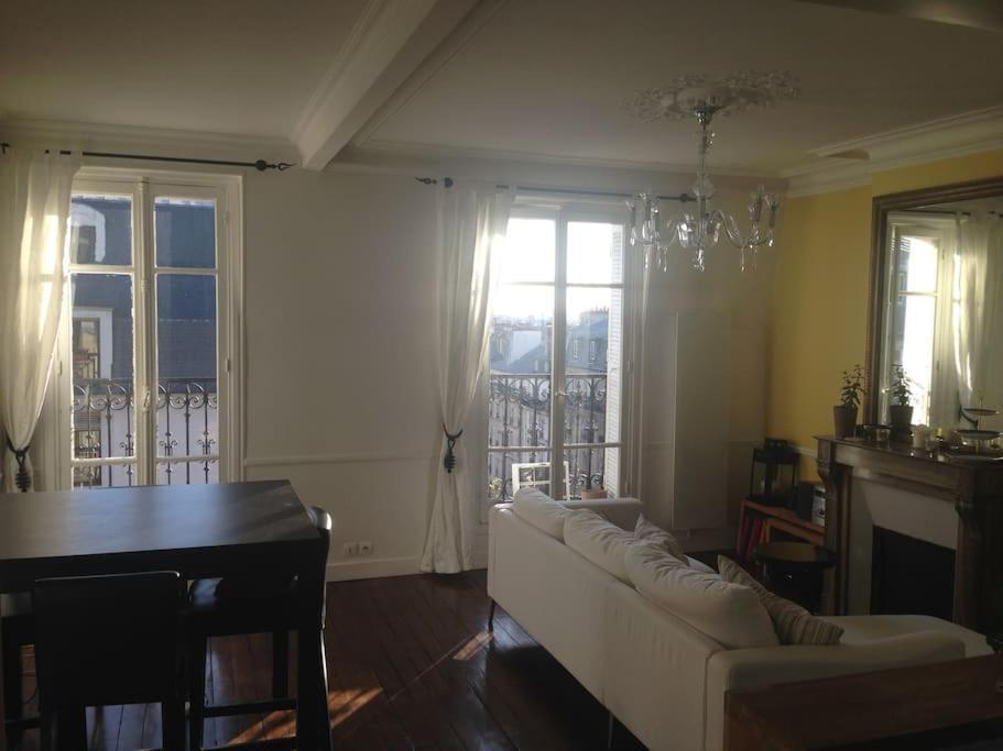 Eiffel Tower View - Republique 4 People 2 Bedrooms Appartement Paris