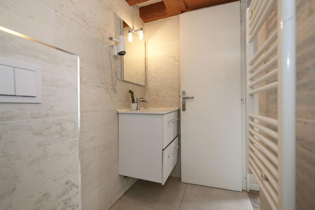Studio Fonctionnel A Deux Pas Du Musee Grevin - 2p Paris