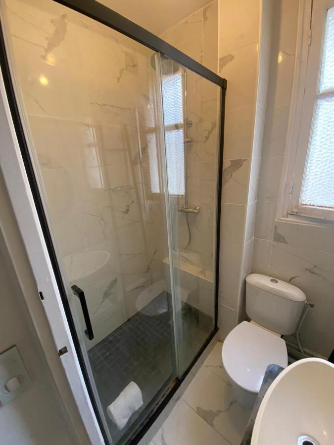 Studio Vaugirard Apartment