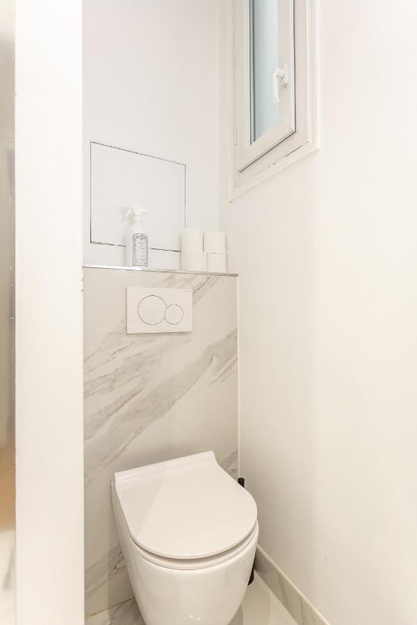 80m2 Derriere Avenue Montaigne 8eme