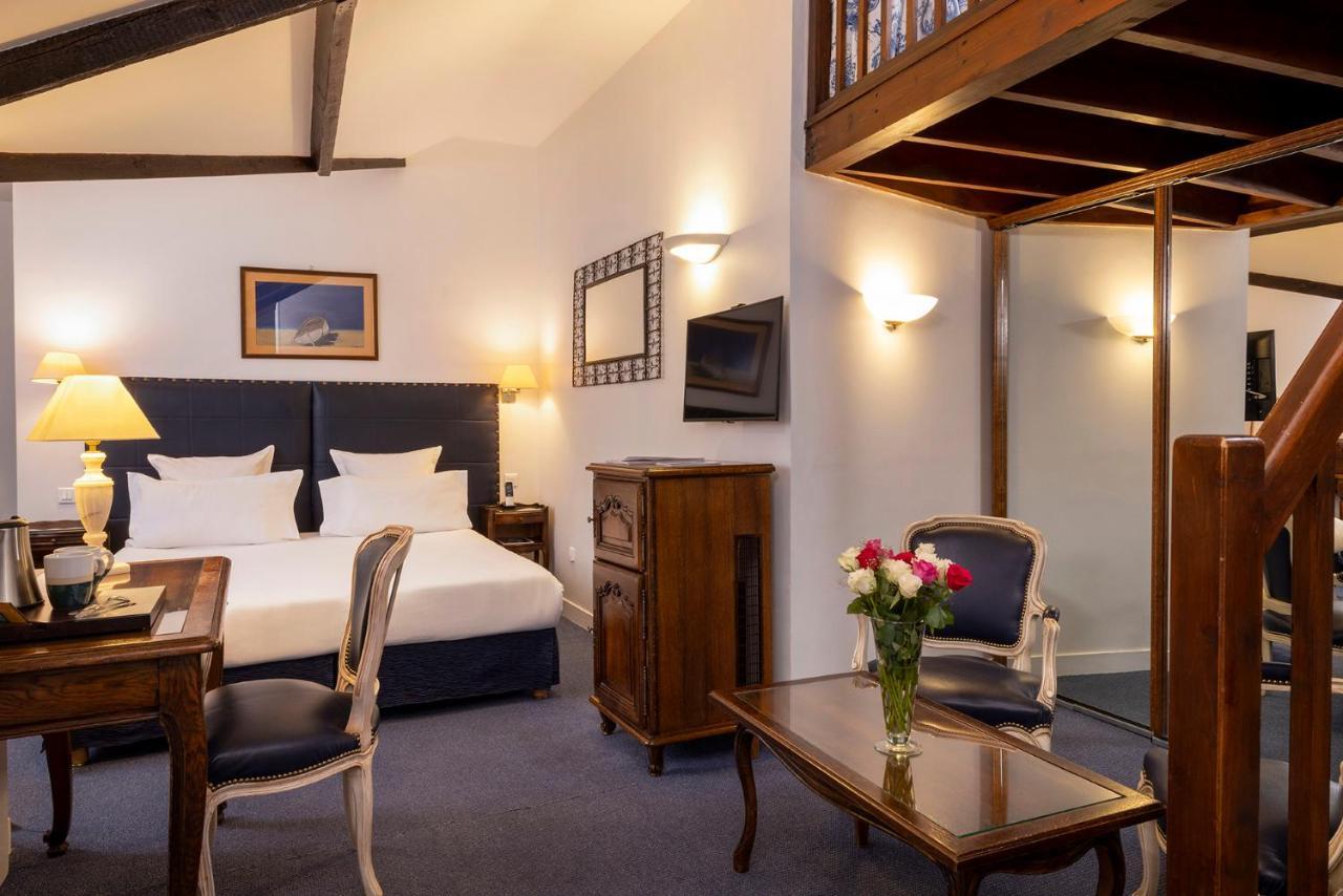 Relais Du Vieux 4*
