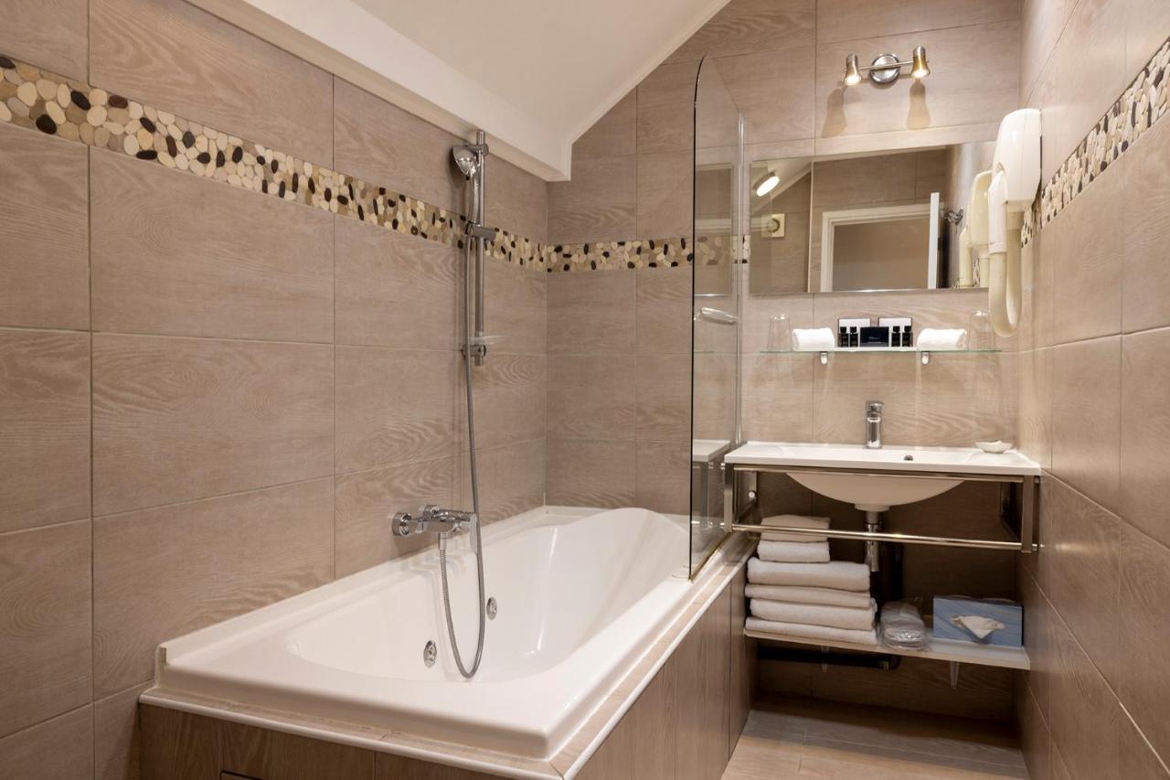 Hotel Relais Du Vieux 4*