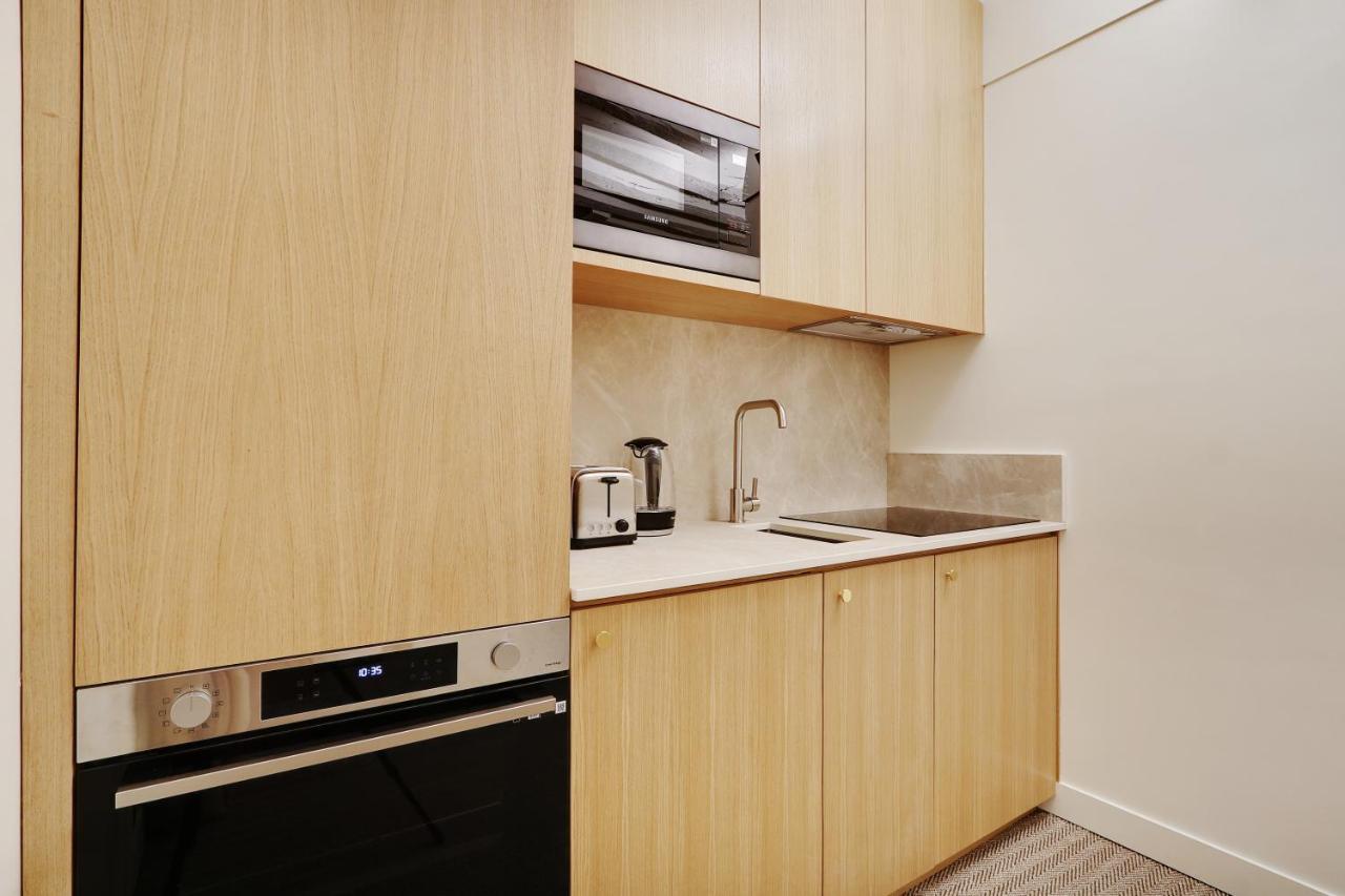 Pick A Flat's In Louvre - Rue Saint Honore Apartment