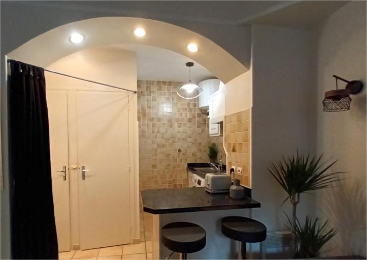 Apartment Au Centre De Paris
